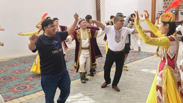 巴基斯坦記者：探尋烏魯木齊的多層次轉(zhuǎn)型